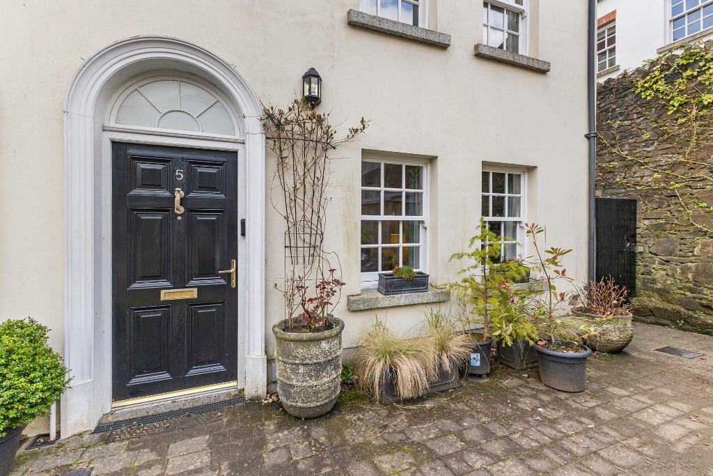 Photo 2 of 5 Church View, Hillsborough