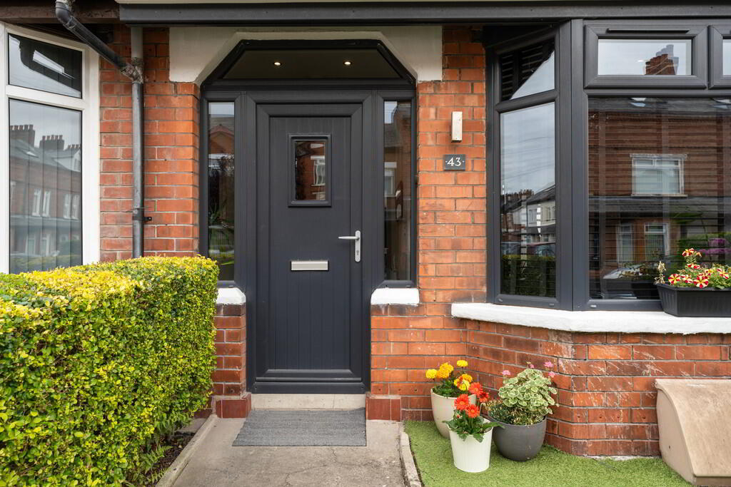 Photo 2 of 43 Ava Street, Ormeau Road, Belfast
