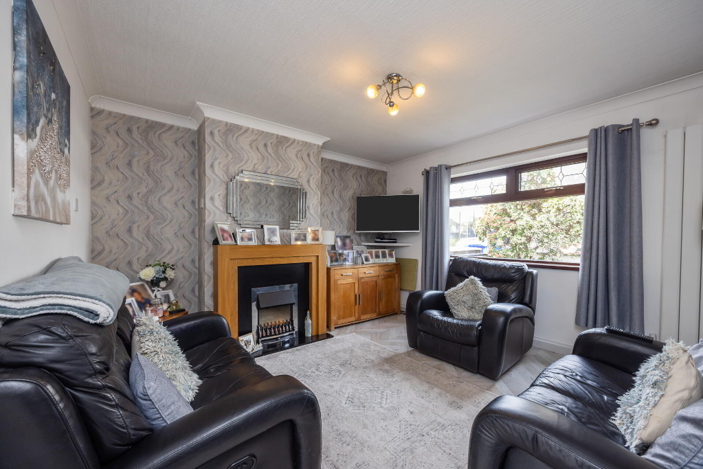 Photo 2 of 94 Clonduff Drive, Belfast