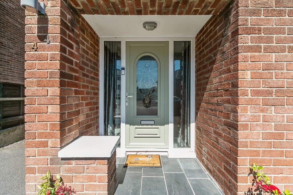 Photo 2 of 44 Orangefield Avenue, Belfast