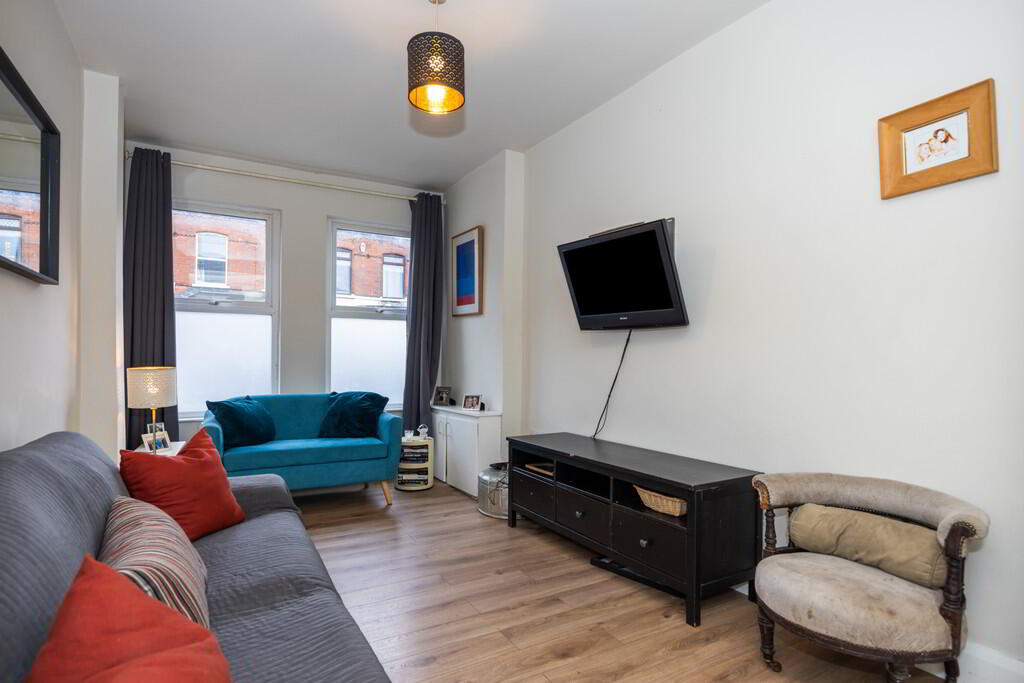 Photo 2 of 43 Lisburn Avenue, Lisburn Road, Belfast