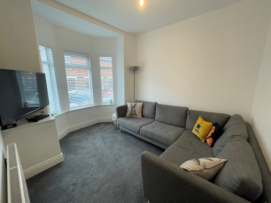 Photo 2 of 94 Hyndford Street, Bloomfield, Belfast