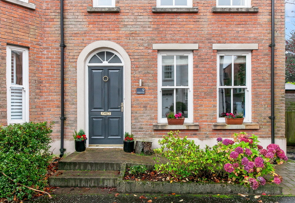 Photo 2 of 9 Danesfort Park South, Belfast