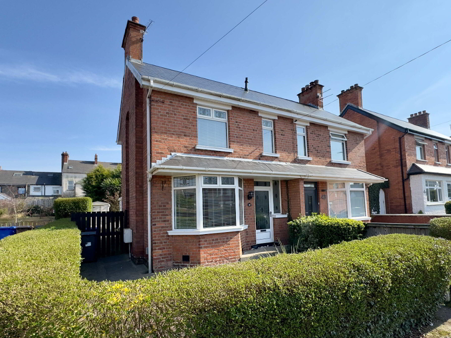 Photo 2 of 45 Irwin Crescent, Belfast