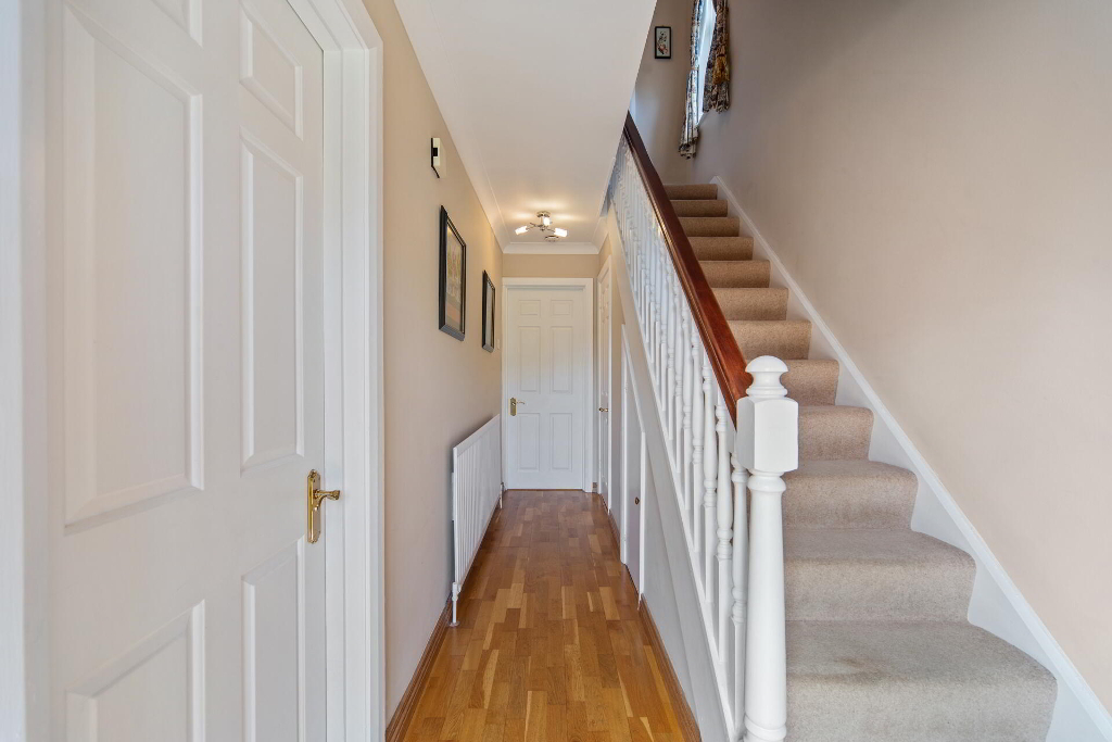 Photo 2 of 3 Oakwood Court, Malone, Belfast