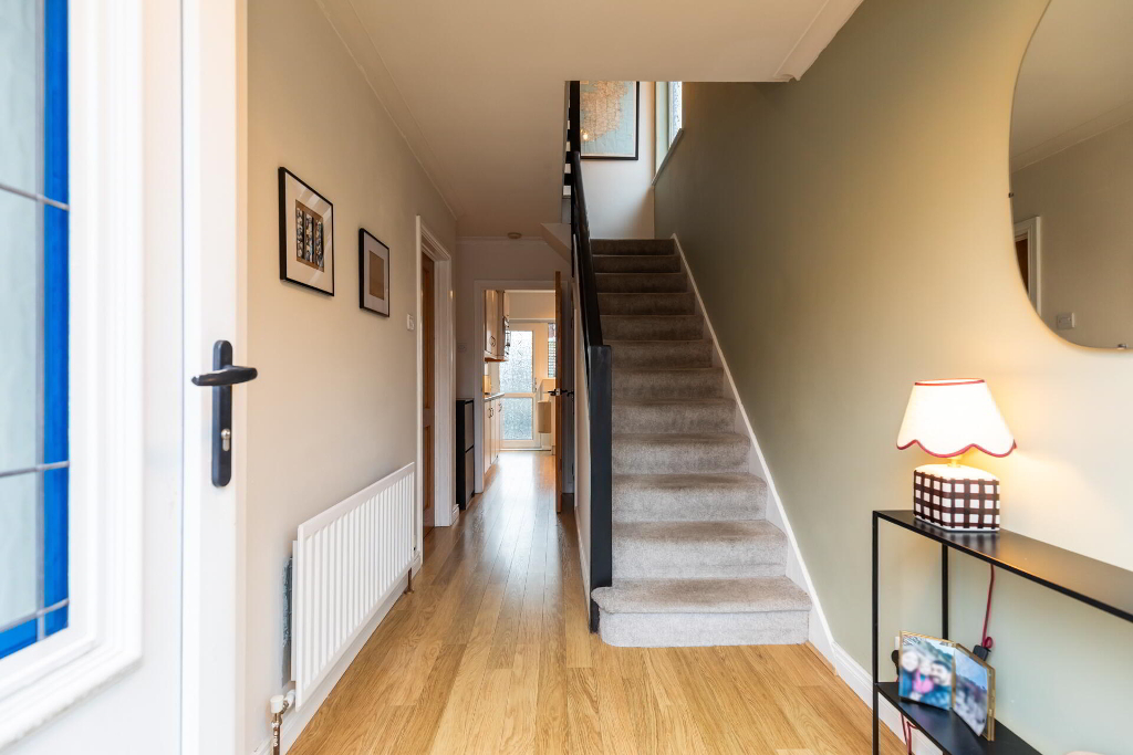 Photo 2 of 20 Garnerville Gardens, Belfast