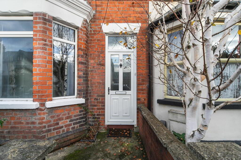 Photo 2 of 75 Ulsterville Gardens, Lisburn Road, Belfast