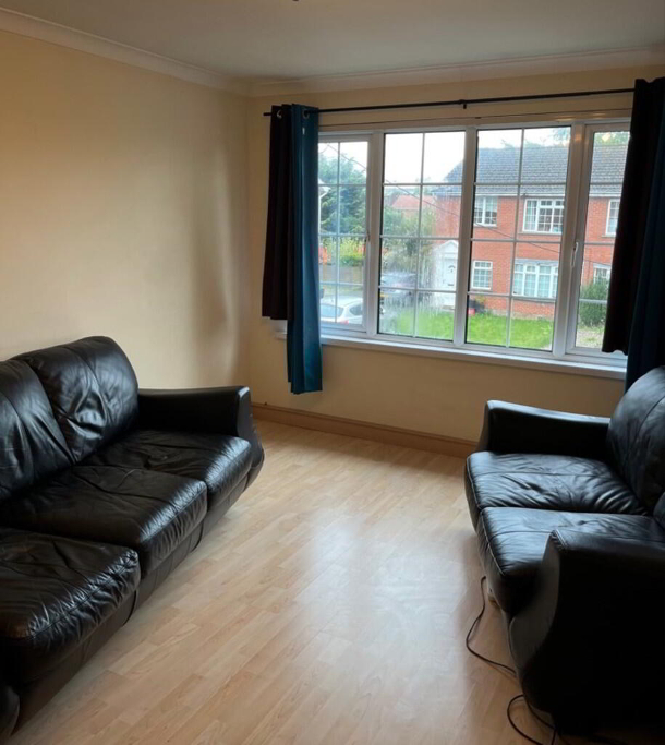 Photo 2 of 31b Dundonald Heights, Dundonald, Belfast