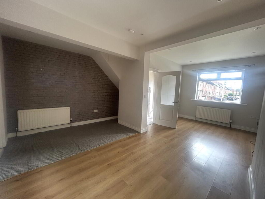 Photo 2 of 81 Strandburn Drive, Sydenham, Belfast