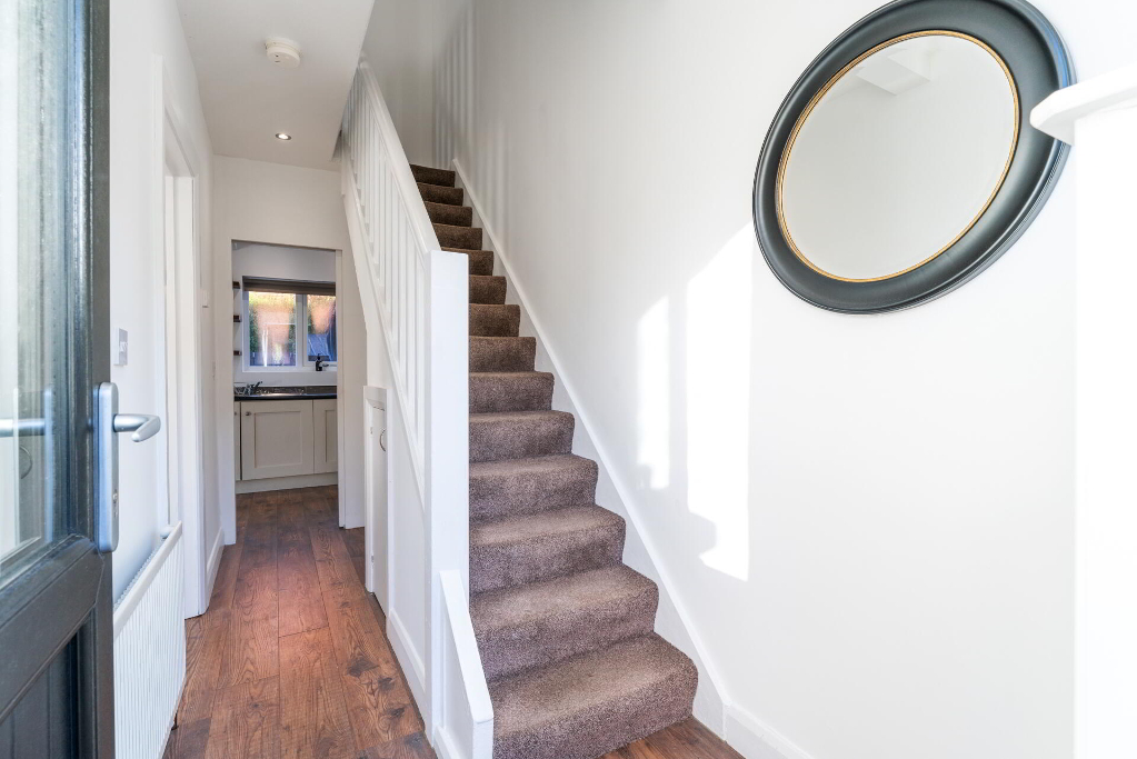 Photo 2 of 85 Sunnyside Street, Belfast