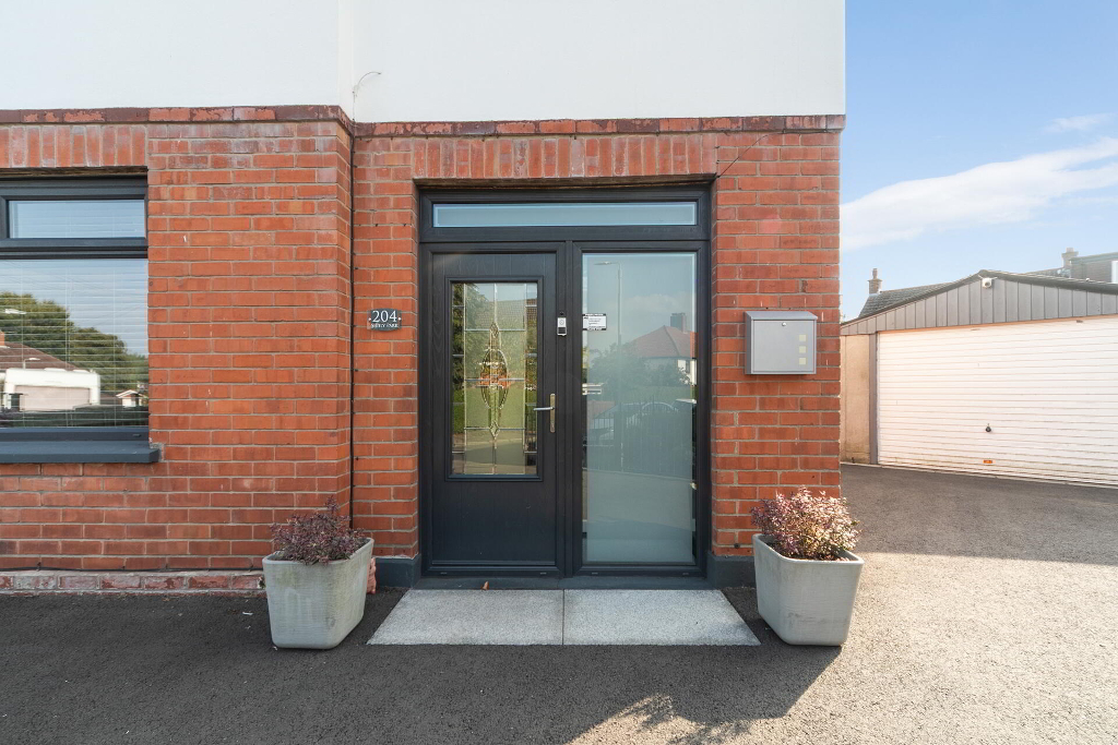 Photo 2 of 204 Sicily Park, Upper Lisburn Road, Belfast
