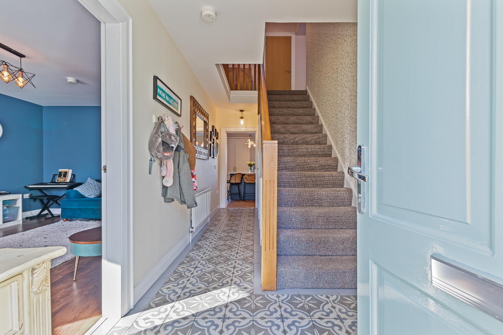 Photo 2 of 35 Everton Drive, Rosetta, Belfast