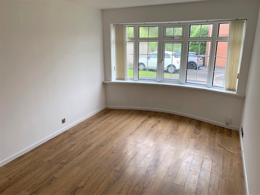 Photo 2 of 44 Strathearn Court, Holywood