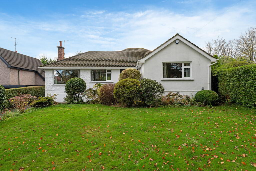 Photo 2 of 13 Bladon Drive, Malone Road, Belfast