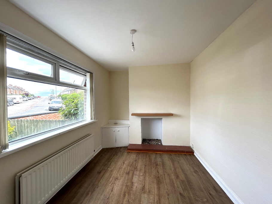 Photo 2 of 45 Dunraven Park, Belfast