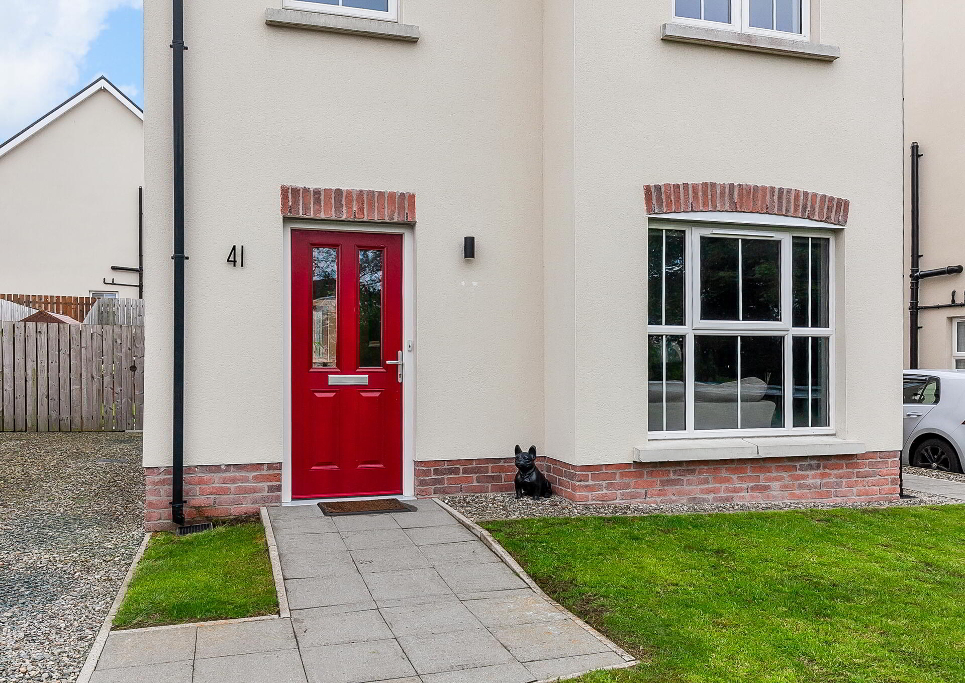 Photo 2 of 41 Ayrshire Gardens, Lisburn