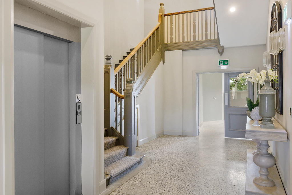 Photo 2 of Apartment 6 35 College Green, College Avenue, Bangor