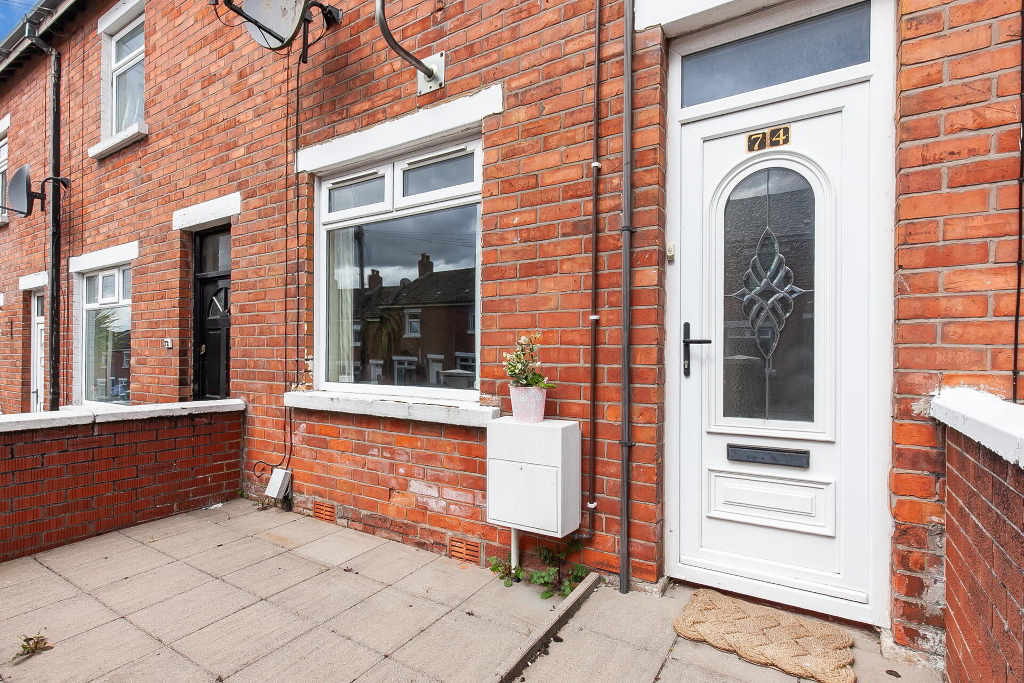 Photo 2 of 74 Glenbank Place, Crumlin Road, Belfast