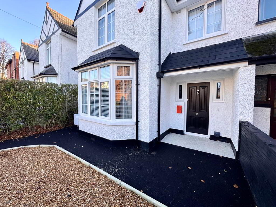 Photo 2 of 6 Ulsterville Drive, Belfast