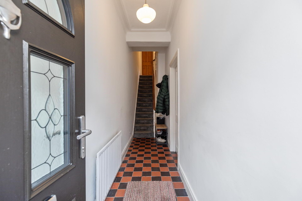 Photo 2 of 18 Lomond Avenue, Belfast