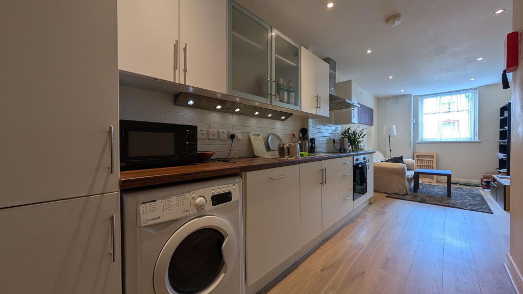 Photo 2 of Flat 3, 24 Cromwell Road, Belfast