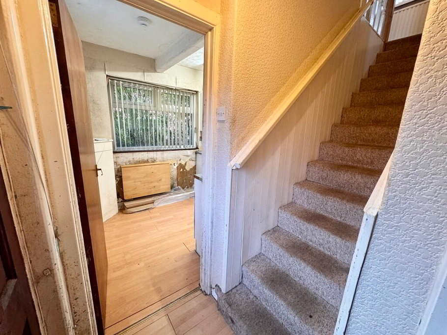 Photo 2 of 95 Seaview Drive, Belfast