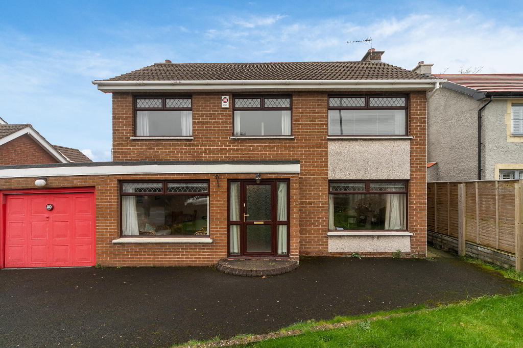 Photo 2 of 162 Finaghy Road South, Belfast