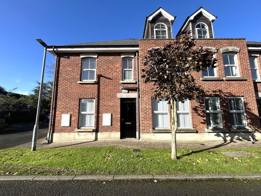 Photo 2 of 5 Clonallon Square, Belmont Road, Belfast