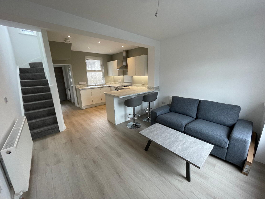 Photo 2 of 21 Chobham Street, Bloomfield, Belfast