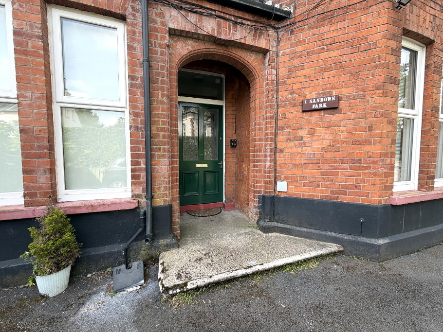 Photo 2 of Apt 4, 1 Sandown Park, Belfast