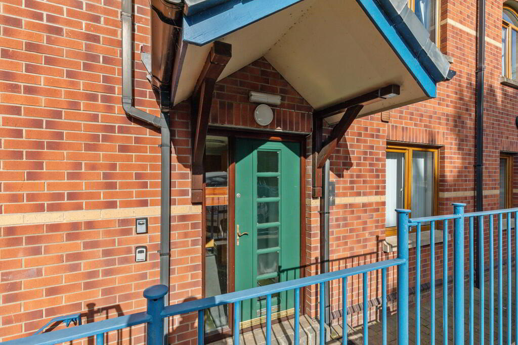 Photo 2 of 2 Oakhill, Castlereagh, Belfast