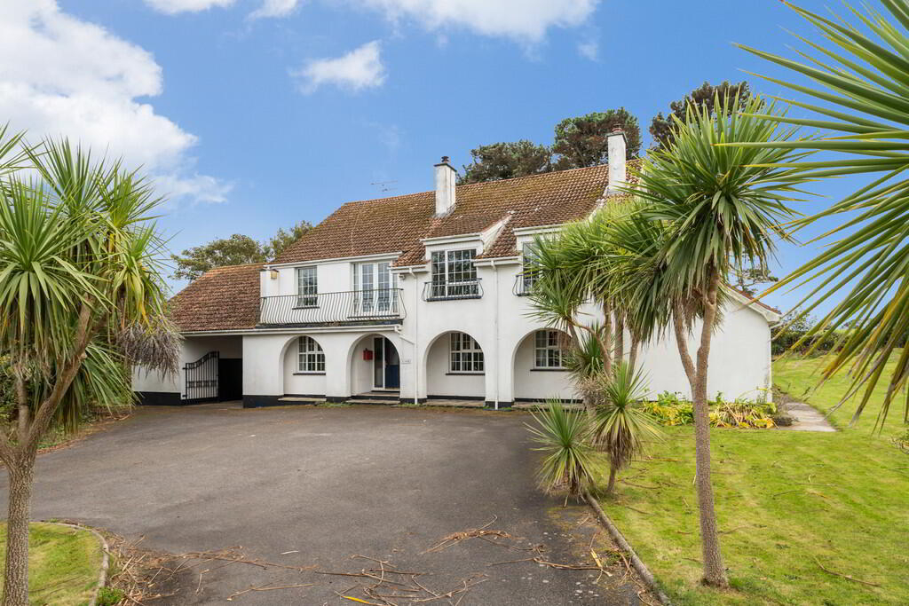 Photo 2 of 134b Warren Road, Donaghadee