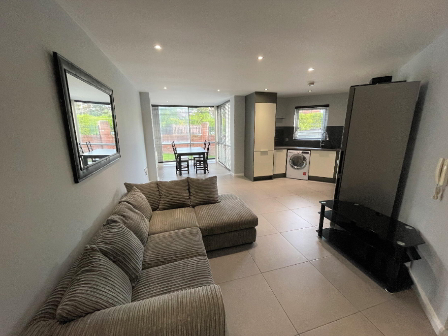 Photo 2 of Apt 7 Shandon Manor, 17 Clara Road, Ballyhackamore, Belfast