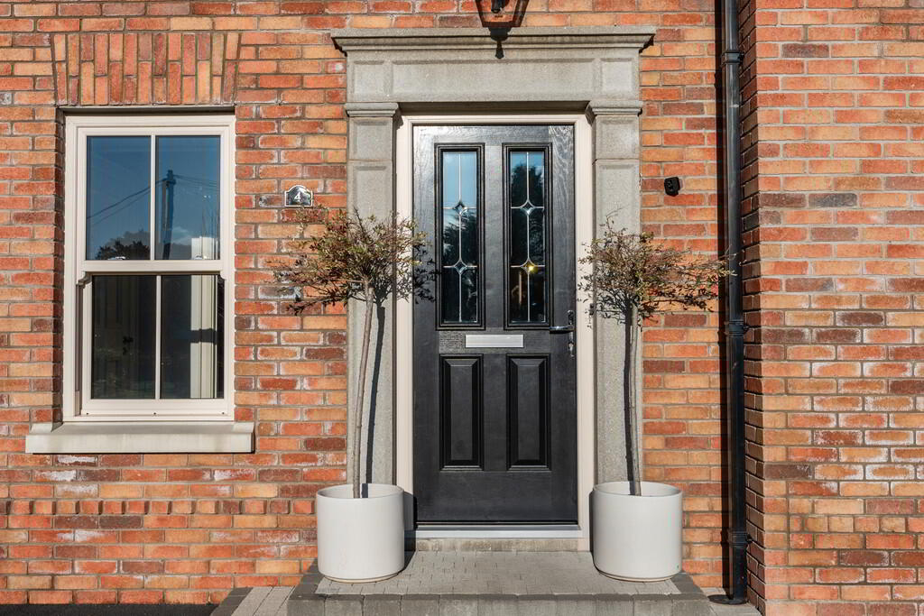 Photo 2 of 4 Laurel Bank Close, Moneyreagh, Newtownards