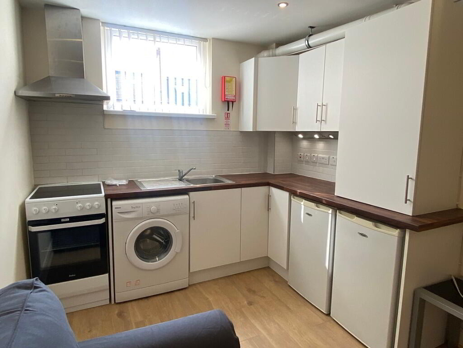 Photo 2 of Flat 4, 24 Cromwell Road, Belfast