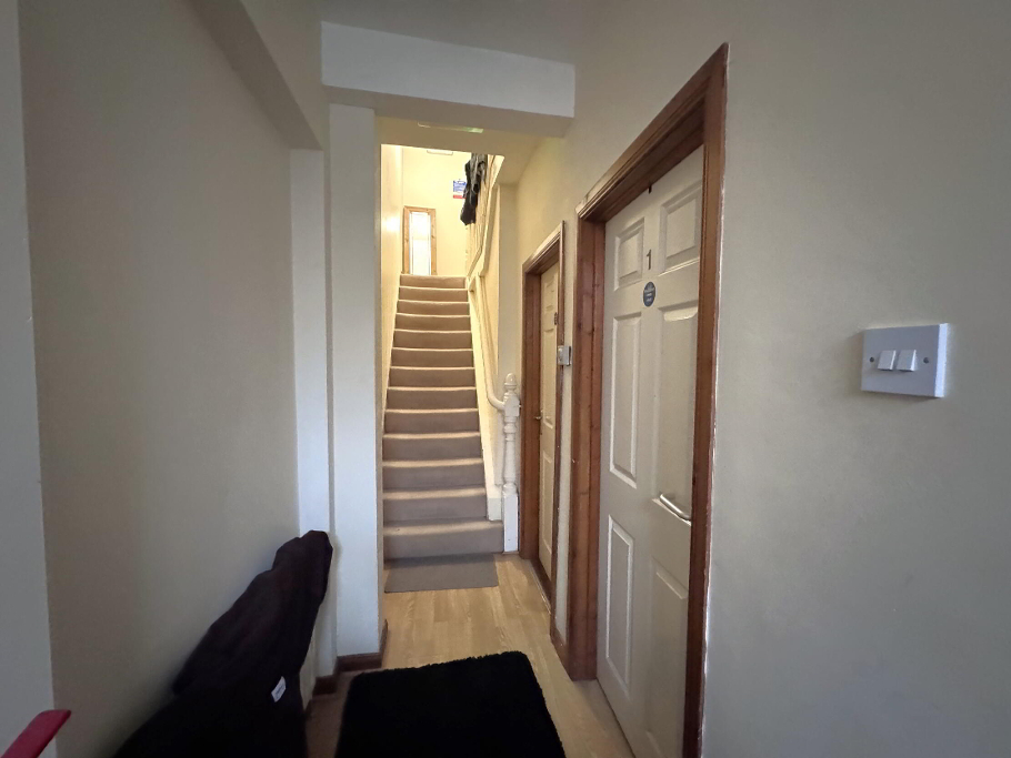 Photo 2 of 4 Riverview Street, Stranmillis, Belfast