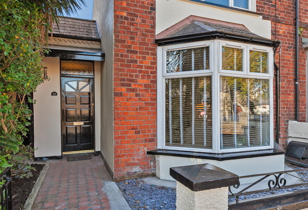 Photo 2 of 11 Bloomfield Road, Belfast