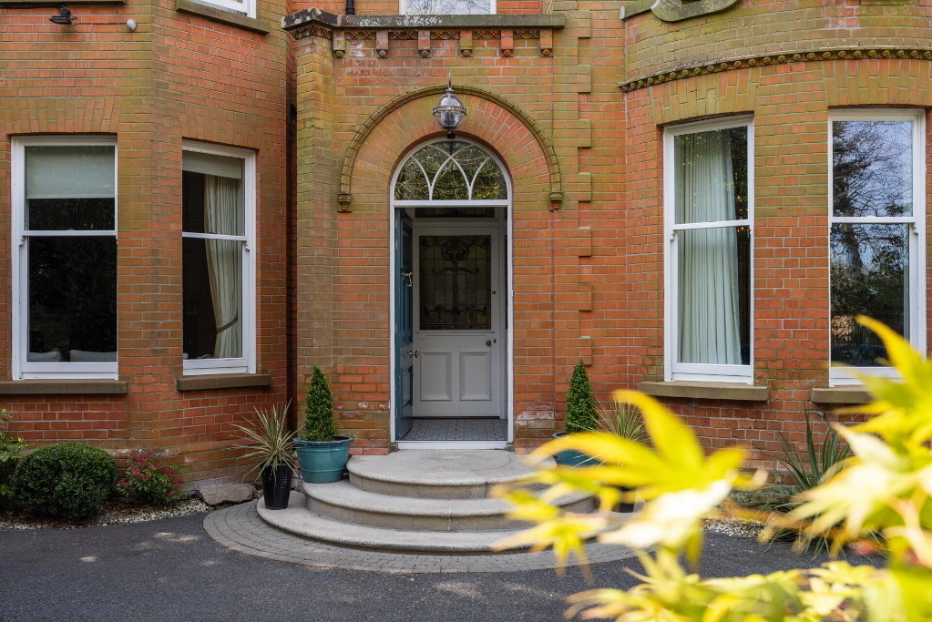 Photo 2 of 71 Osborne Park, Belfast