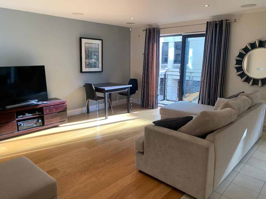 Photo 2 of 9 Custom House Residence, Belfast