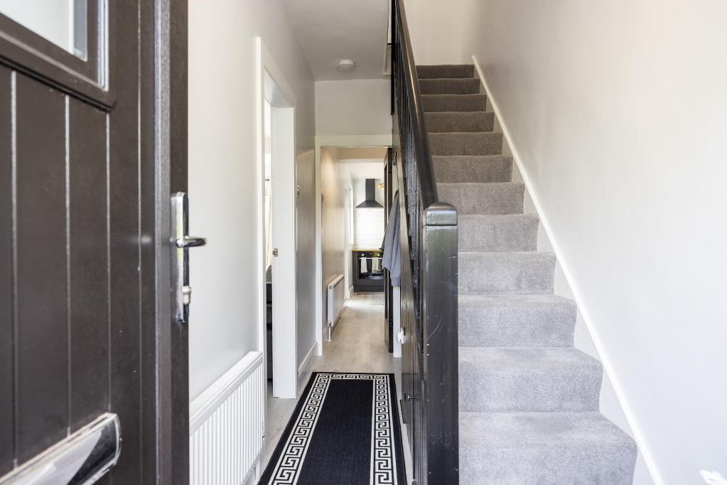 Photo 2 of 44 Strandburn Street, Belfast