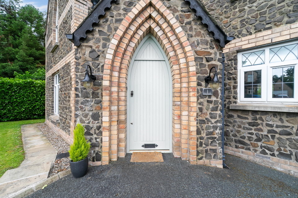 Photo 2 of 1 Governors Gate, Ballynahinch Road, Royal Hillsborough