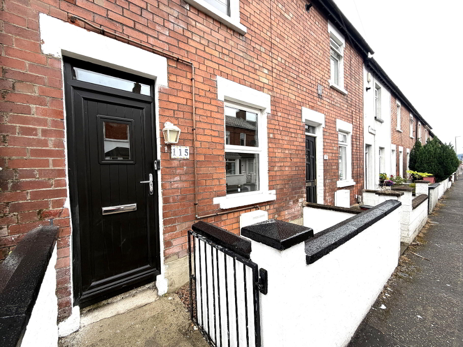 Photo 2 of 115 Hyndford Street, Belfast