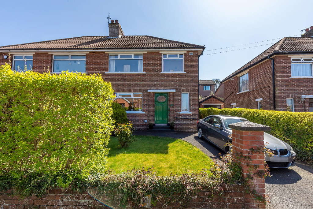 Photo 2 of 45 Russell Park, Gilnahirk, Belfast