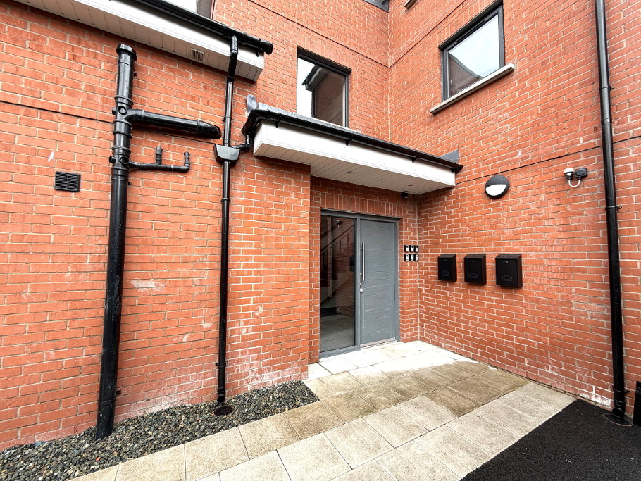 Photo 2 of Apt 3, 161-163 Castlereagh Road, Belfast