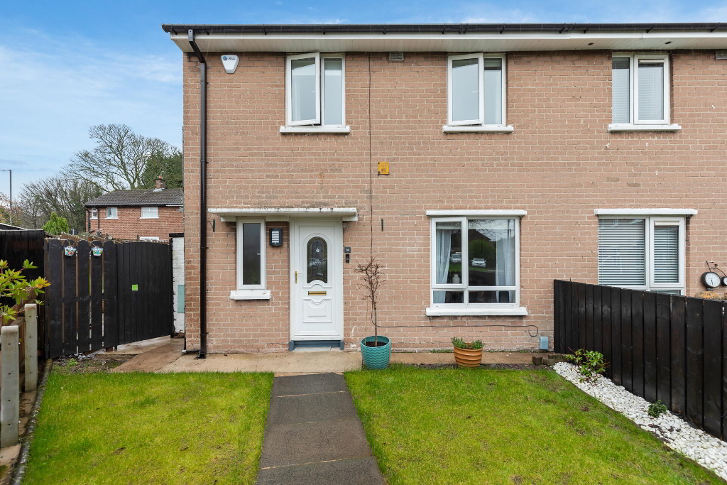 Photo 2 of 14 Knocknagoney Gardens, Belfast