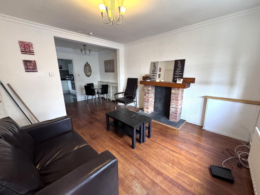 Photo 2 of 19 Lemberg Street, Belfast