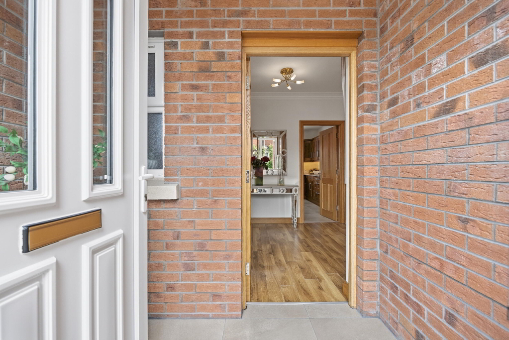 Photo 2 of 12 Ballycrochan Avenue, Bangor