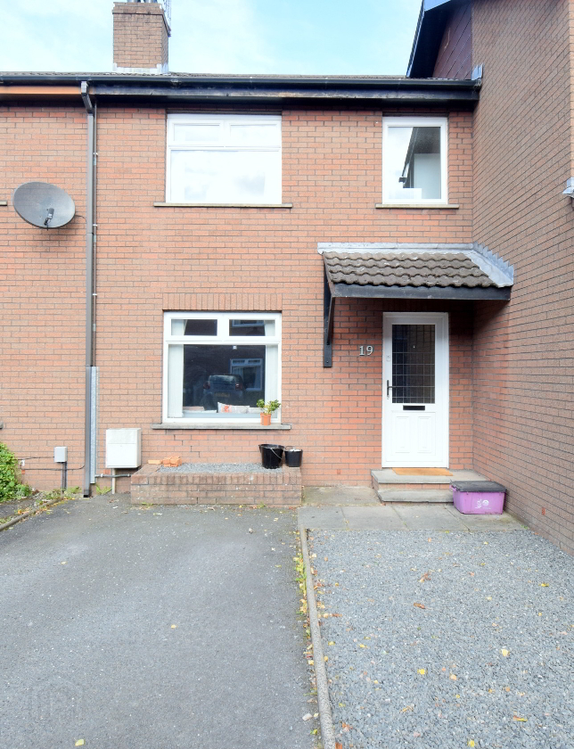 Photo 1 of 19 Ravenhill Court, Belfast