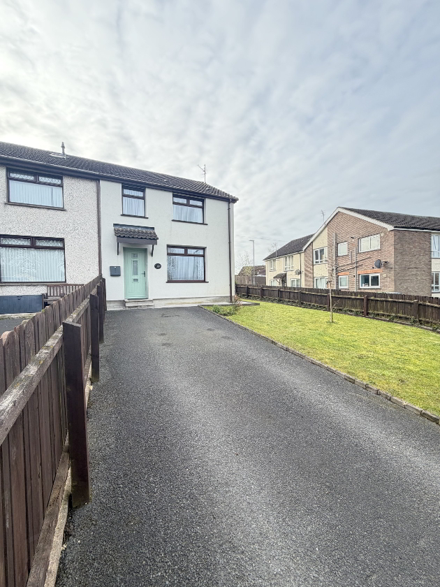Photo 1 of 122 Avonmore Park, Lisburn