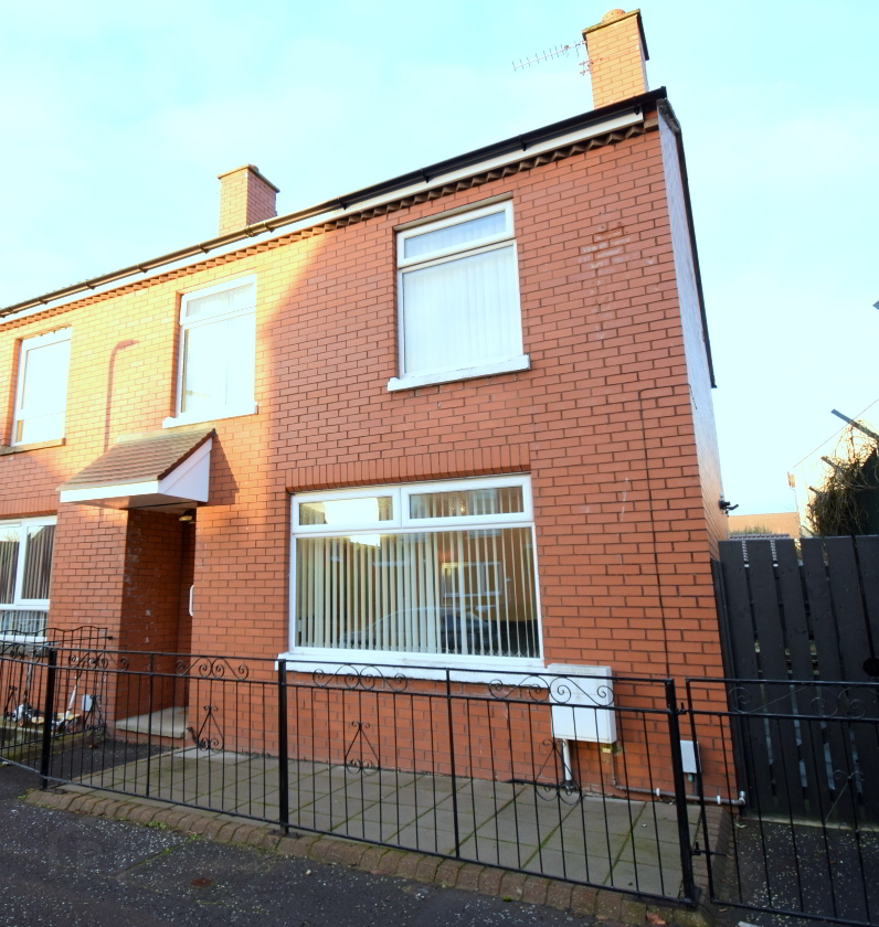Photo 1 of 22 Lawnmount Street, Belfast